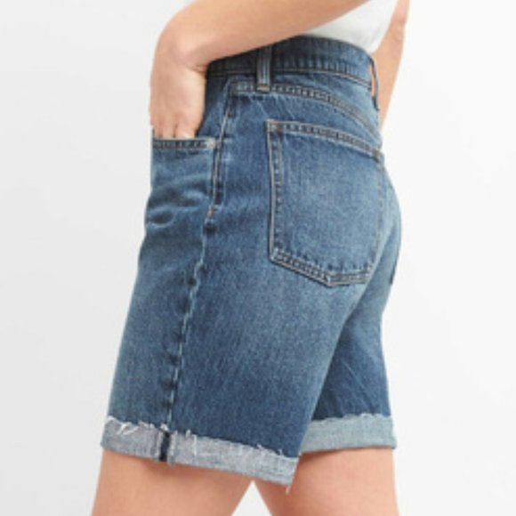 GAP Bermuda Mom Raw Hem High Rise High Waist Jean Shorts Size 25 - Picture 3 of 16